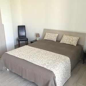 https://casa-midori.lecce-hotels.com